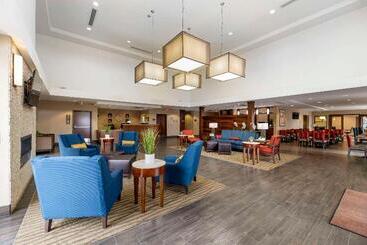 هتل Comfort Suites Carlsbad
