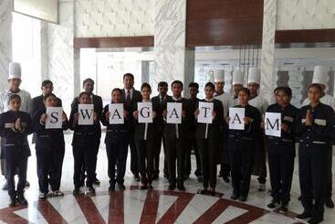 هتل Country Inn & Suites By Radisson Bathinda