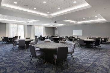 هتل Courtyard By Marriott Lubbock Downtown/university Area