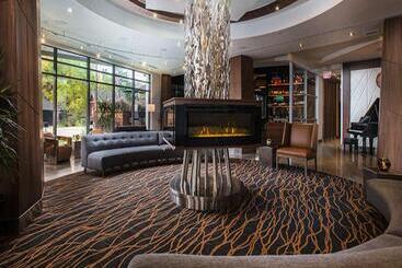 Delta Hotels By Marriott Waterloo
