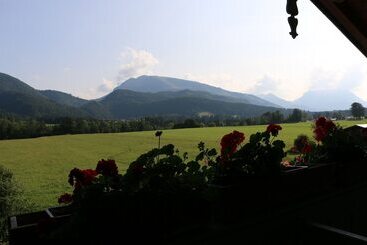 هتل Deva Villa Mittermaier
