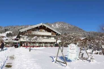هتل Deva Villa Mittermaier