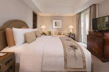هتل Discovery Primea