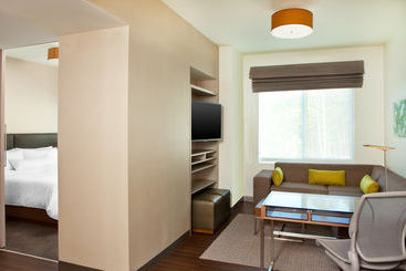 هتل Element Hanover Lebanon