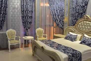 هتل Golden House