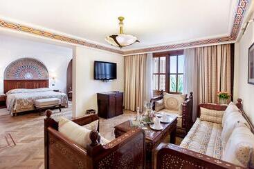 Grand Hotel Villa De France