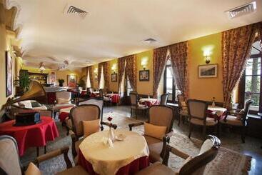 Grand Hotel Villa De France