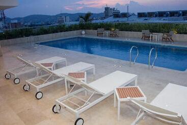 هتل Holiday Inn Cúcuta, An Ihg