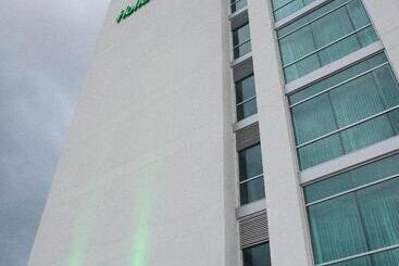 هتل Holiday Inn Cúcuta, An Ihg