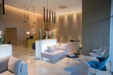 هتل Holiday Inn Cúcuta, An Ihg