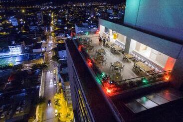 هتل Holiday Inn Cúcuta, An Ihg
