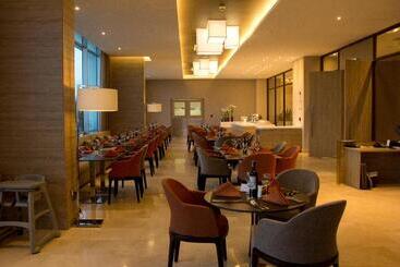 هتل Holiday Inn Cúcuta, An Ihg