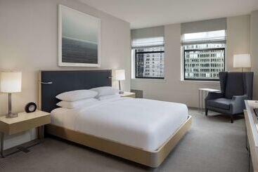 هتل Hyatt Centric The Loop Chicago