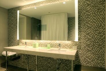 هتل Hyatt Centric The Loop Chicago