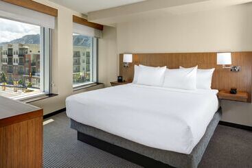 هتل Hyatt Place Boulder/pearl Street