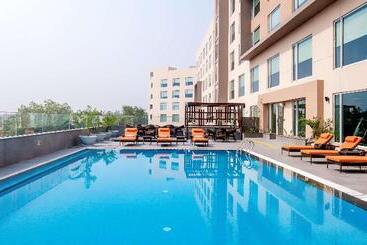 هتل Hyatt Place Gurgaon Udyog Vihar