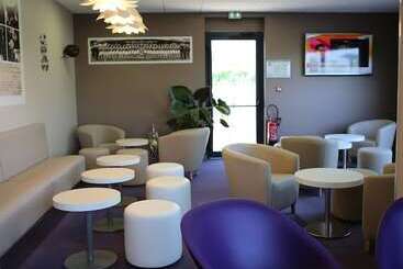 هتل Ibis Styles Villeneuve Sur Lot