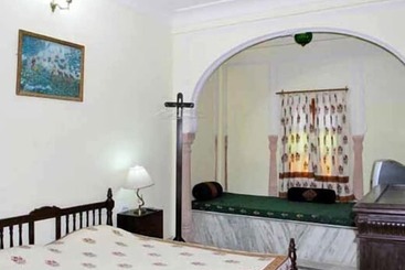 هتل Janak Palace