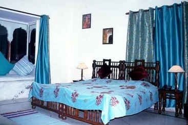 هتل Janak Palace