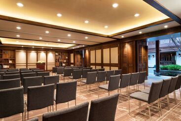 هتل Jinmao Purelax Lijiang, The Unbound Collection By Hyatt