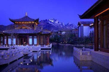 هتل Jinmao Purelax Lijiang, The Unbound Collection By Hyatt
