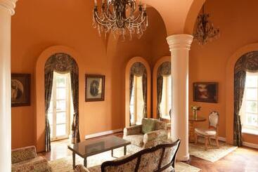هتل La Maison Bleue El Gouna