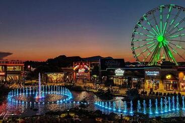 هتل Margaritaville Island