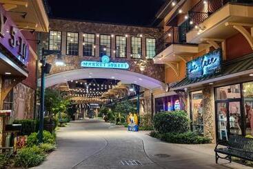 هتل Margaritaville Island