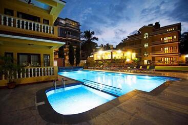 هتل Marina Bay Beach Resort