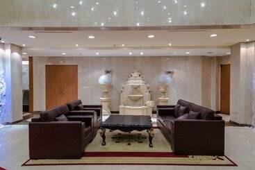 호텔 Mega Palace
