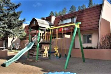 酒店 Pinecliff Village Resort