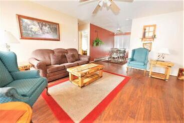 酒店 Pinecliff Village Resort