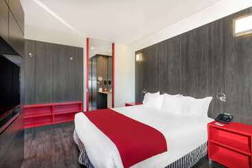 هتل Ramada Encore By Wyndham Queretaro