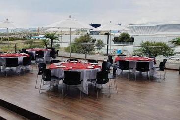 هتل Ramada Encore By Wyndham Queretaro