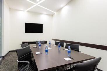 هتل Ramada Encore By Wyndham Queretaro