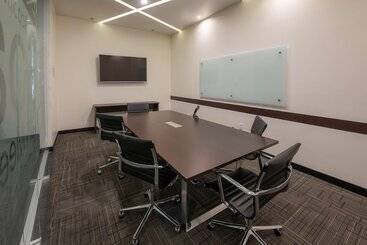 هتل Ramada Encore By Wyndham Queretaro