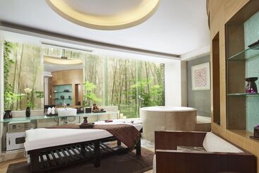 هتل The Westin Zhujiajian Resort, Zhoushan
