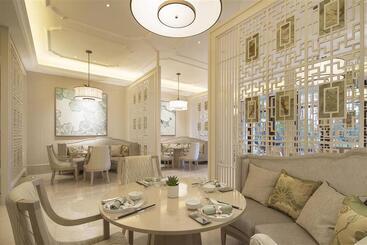 هتل The Westin Zhujiajian Resort, Zhoushan