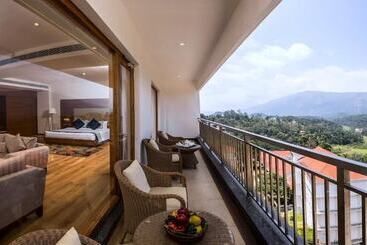 هتل Vibe Munnar Resort & Spa
