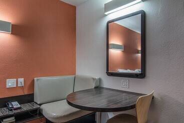 Motel 6 Texarkana, Ar