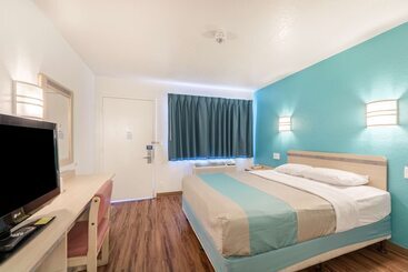 Motel 6del Rio, Tx