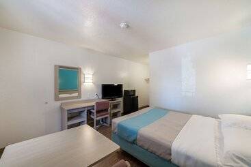Motel 6del Rio, Tx
