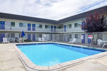 Motel 6 Laramie, Wy