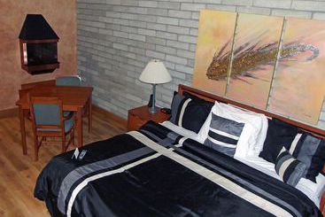 مُتل Greystone Inn