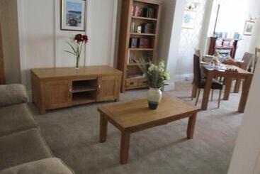 پانسیون Adcote House Exclusive For Adults