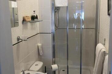 پانسیون Adcote House Exclusive For Adults