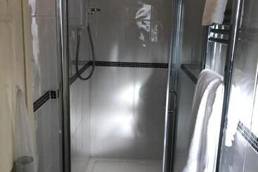 پانسیون Adcote House Exclusive For Adults
