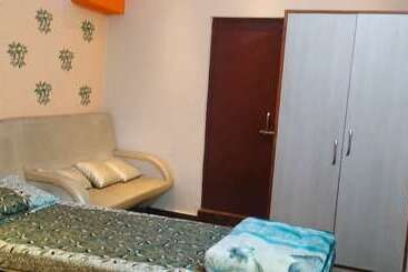 پانسیون Rahul Guest House