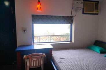 پانسیون Rahul Guest House
