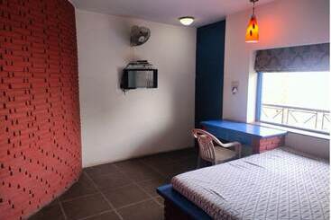 پانسیون Rahul Guest House